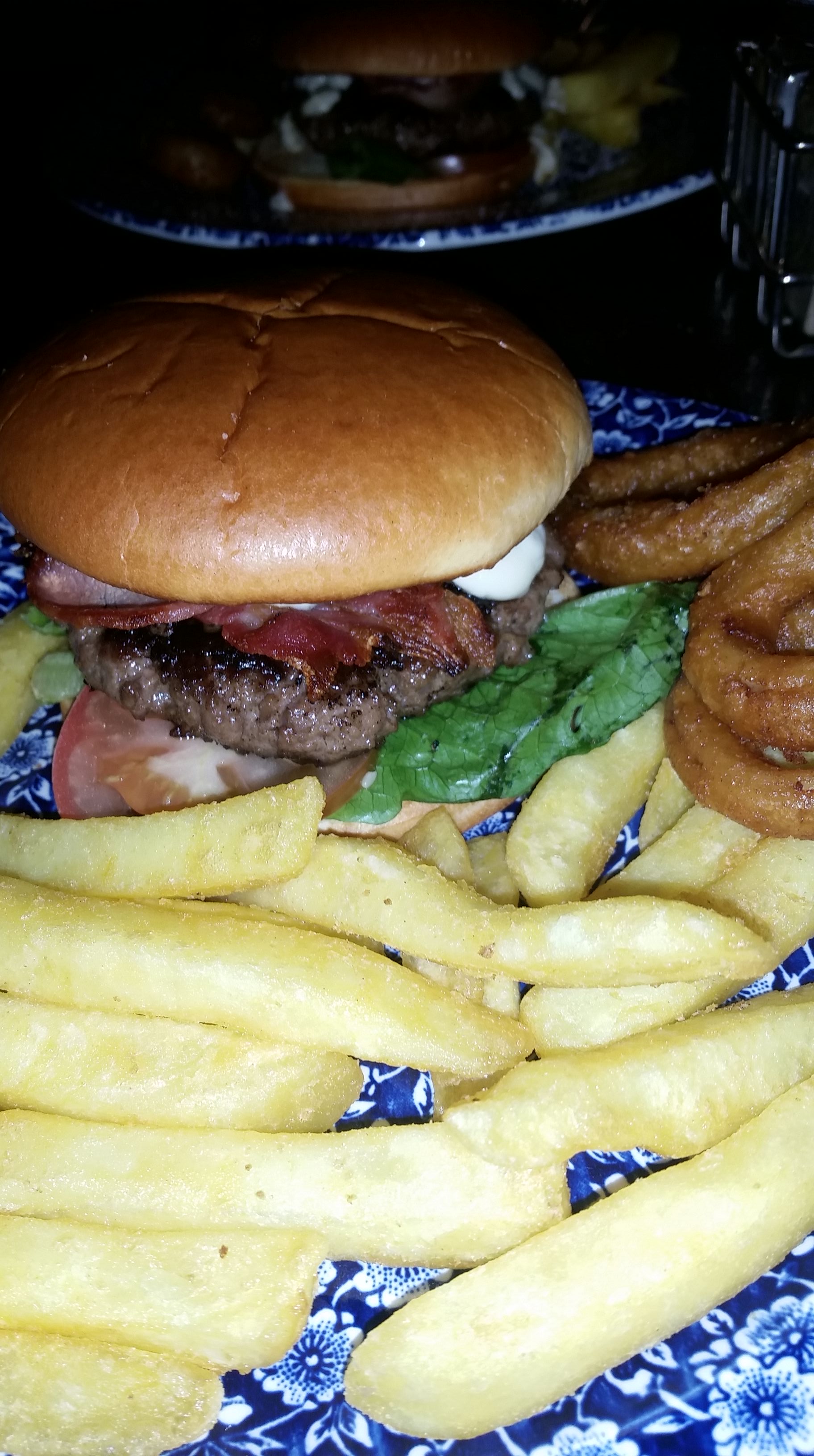 Food Review: The Bluebell Inn