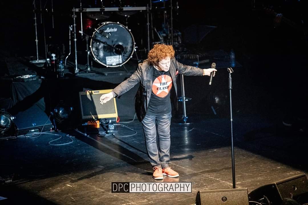 Review // Leo Sayer @ Baths Hall