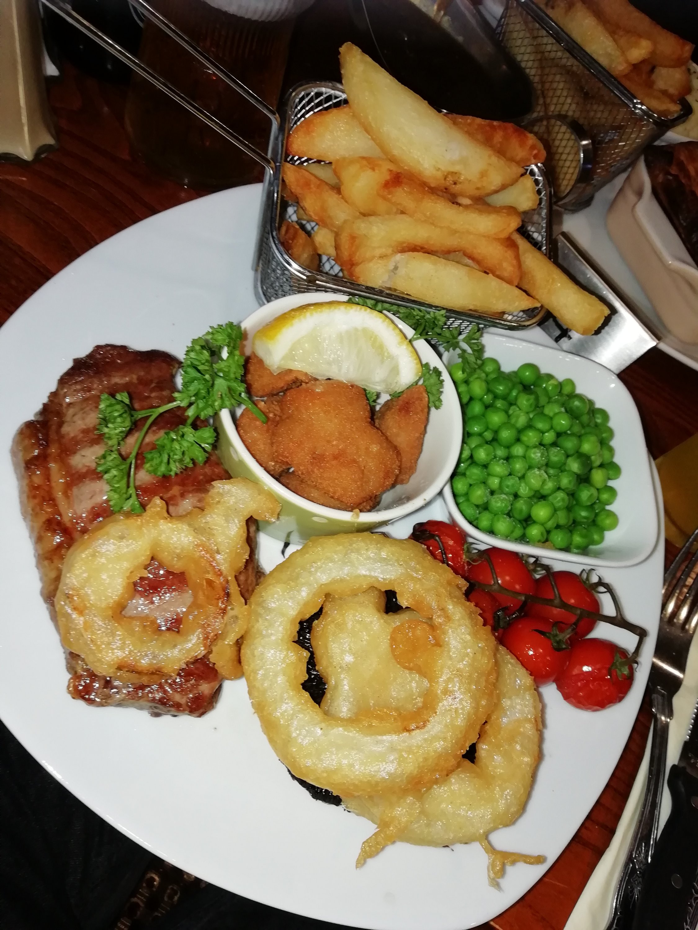 Food Review // The Beckwood  OUT OF DATE