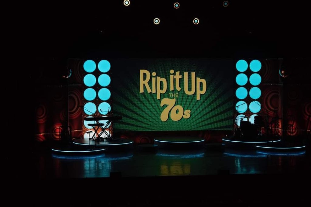 Review // Rip It Up – The 70’s @ The Baths&nbsp;Hall