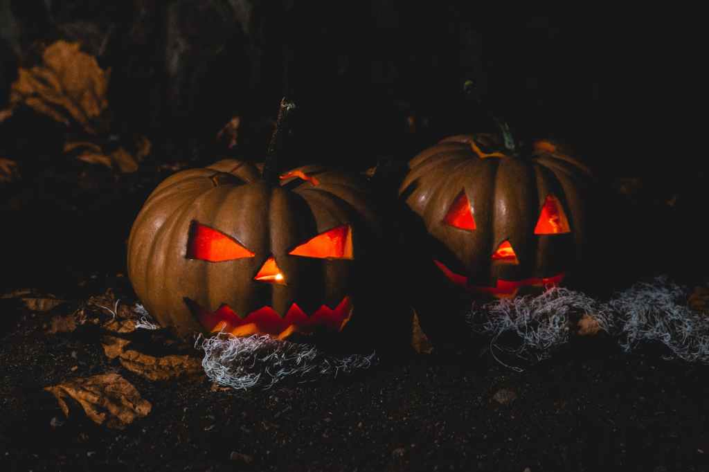 Halloween 2020 – What can you do & Where can you&nbsp;go?