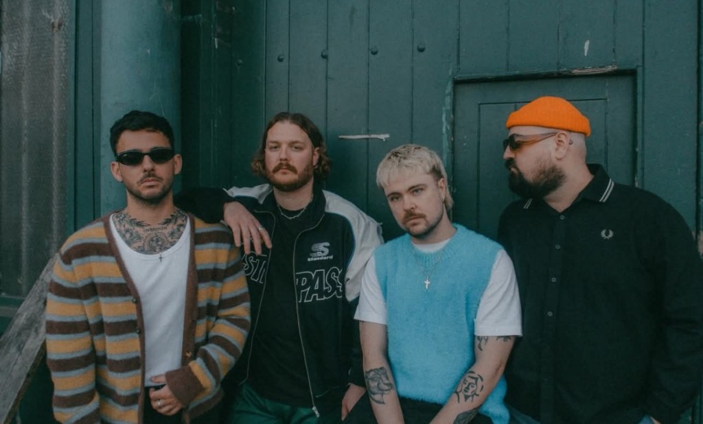 Fan of Blossoms, Sam Fender, The Cure & Bleachers. This one’s for you!&nbsp;#gig